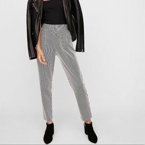 Stripped Pull on Ankle Pant